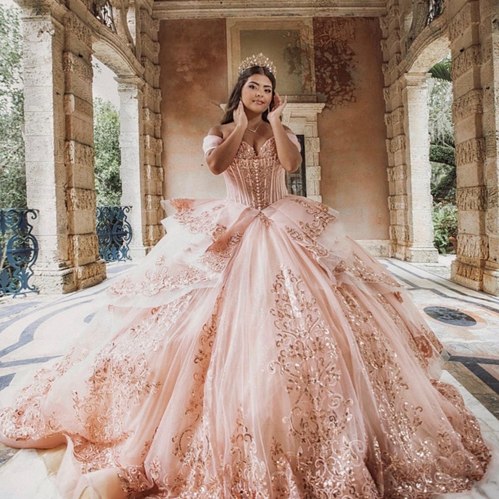 Elegant Pink Maxi Dress
